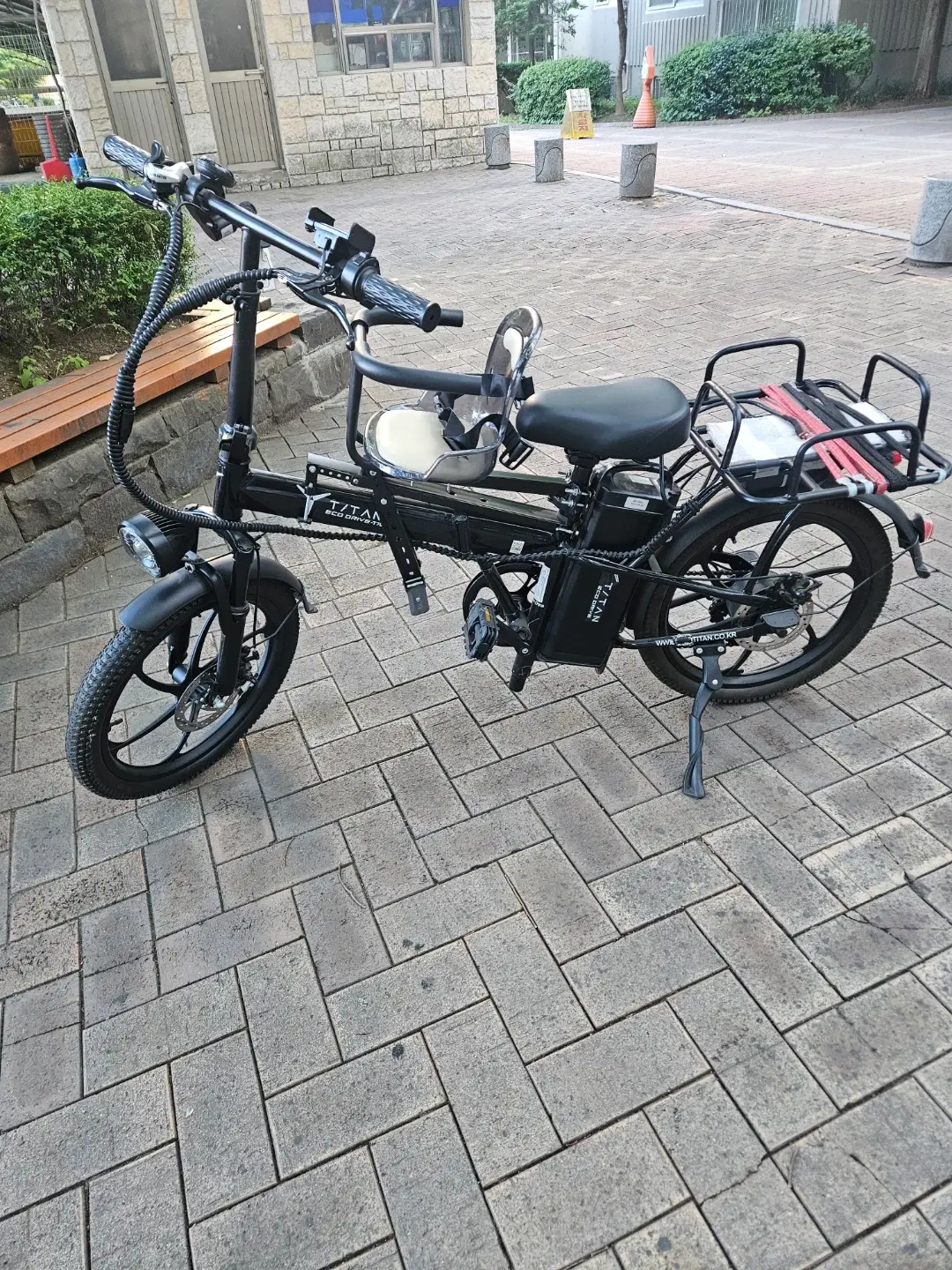 Used Titan 700 electric bicycle