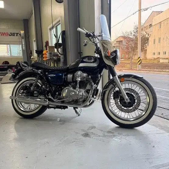 川崎W800 2021年式ワイバーンプール排気
