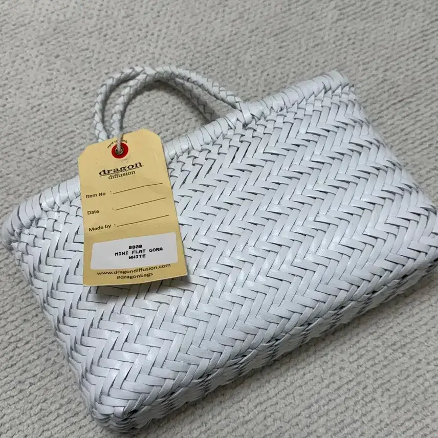 Dragon Diffusion Mini Flat Gora White