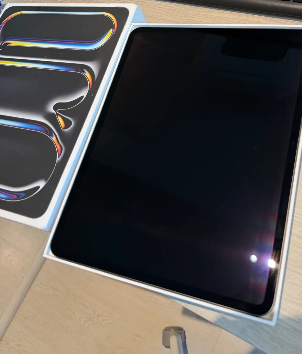 iPad Pro m4 13 inci baru dengan AppleCare.
