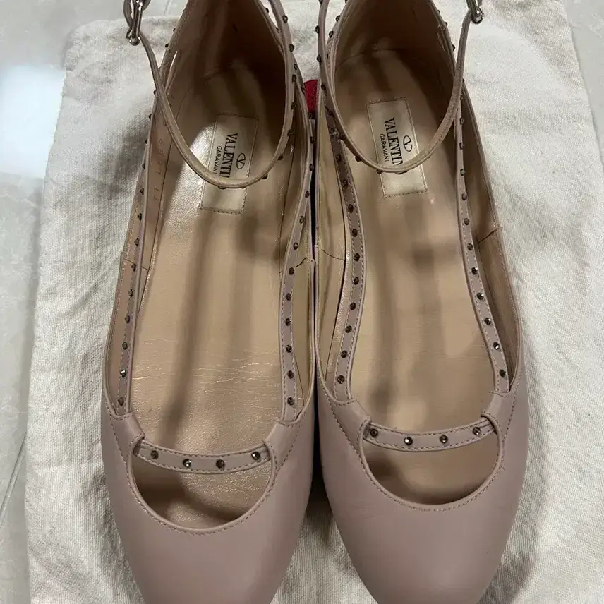 Valentino Rockstud Ankle Strap Size 37.5