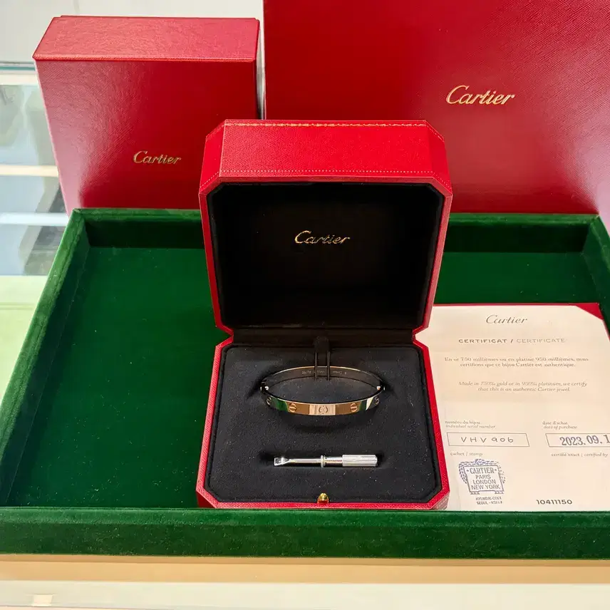 Authentic Cartier Classic Love Bracelet White Gold Size 18