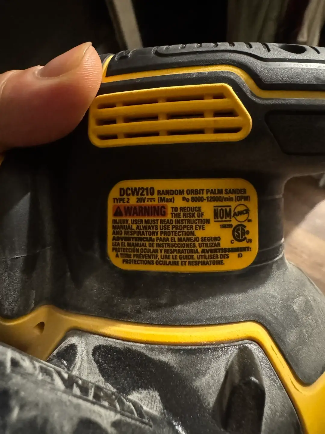 DeWalt DCW210 Sander