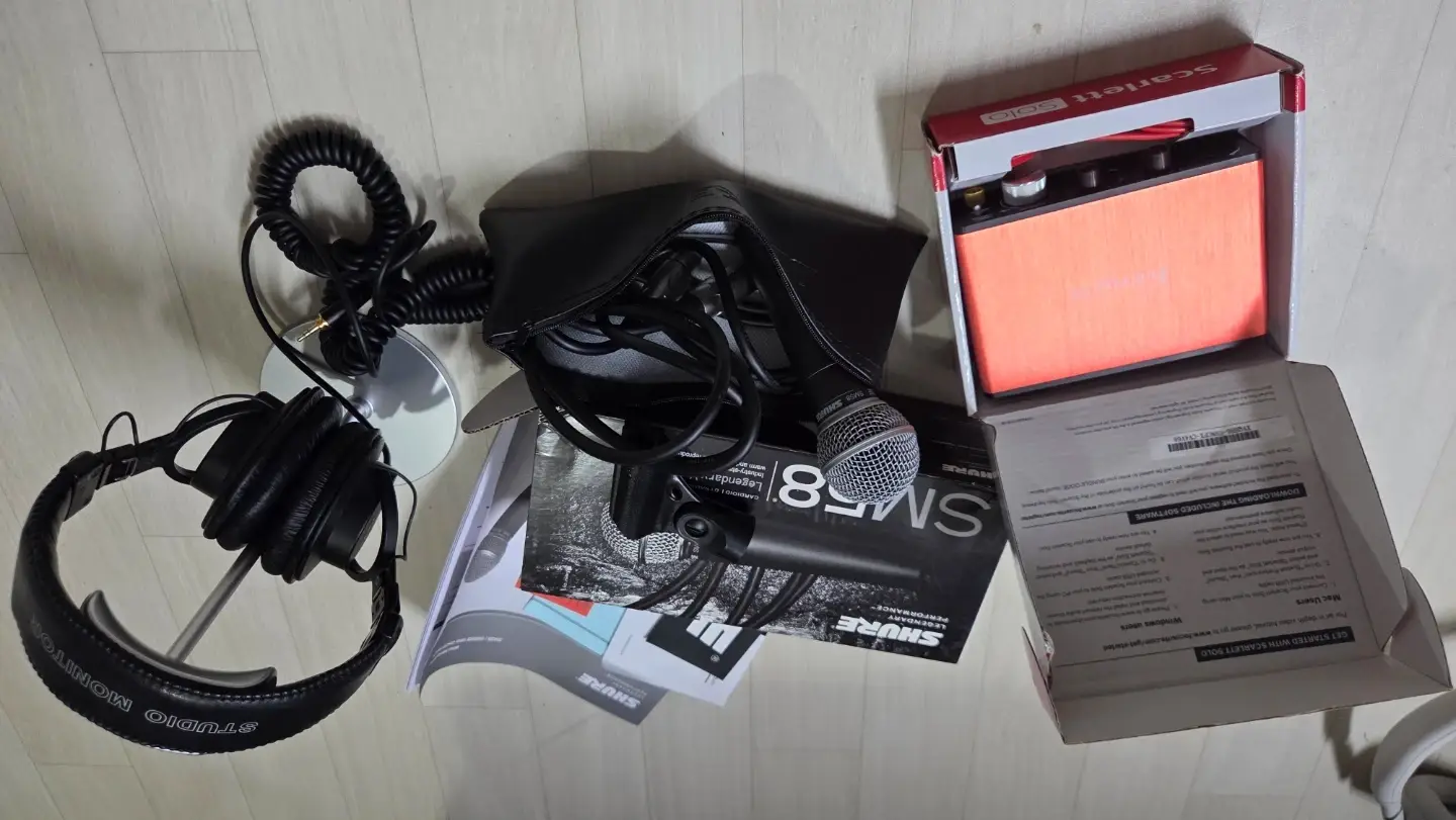 Beginner Music Recording Equipment Set: Scarlett Solo 2nd Gen, Shure SM58, Sony MDR-7506