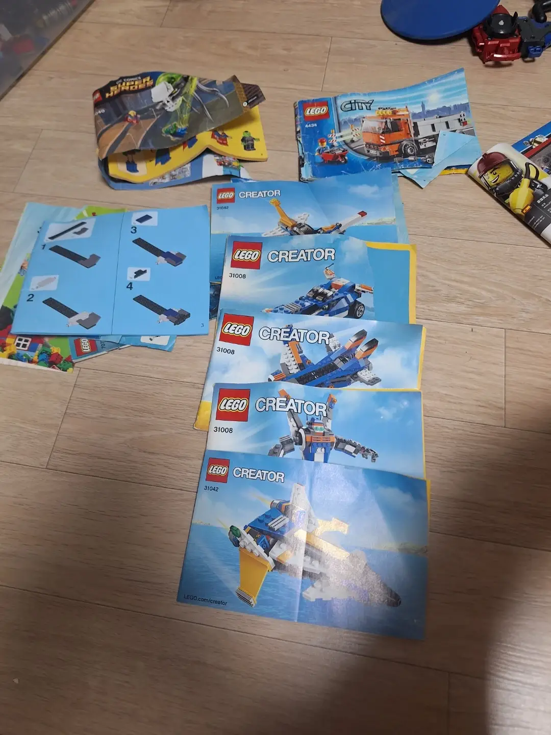 LEGO Nexo Knights Creator Series Instruction Manuals and Parts Set