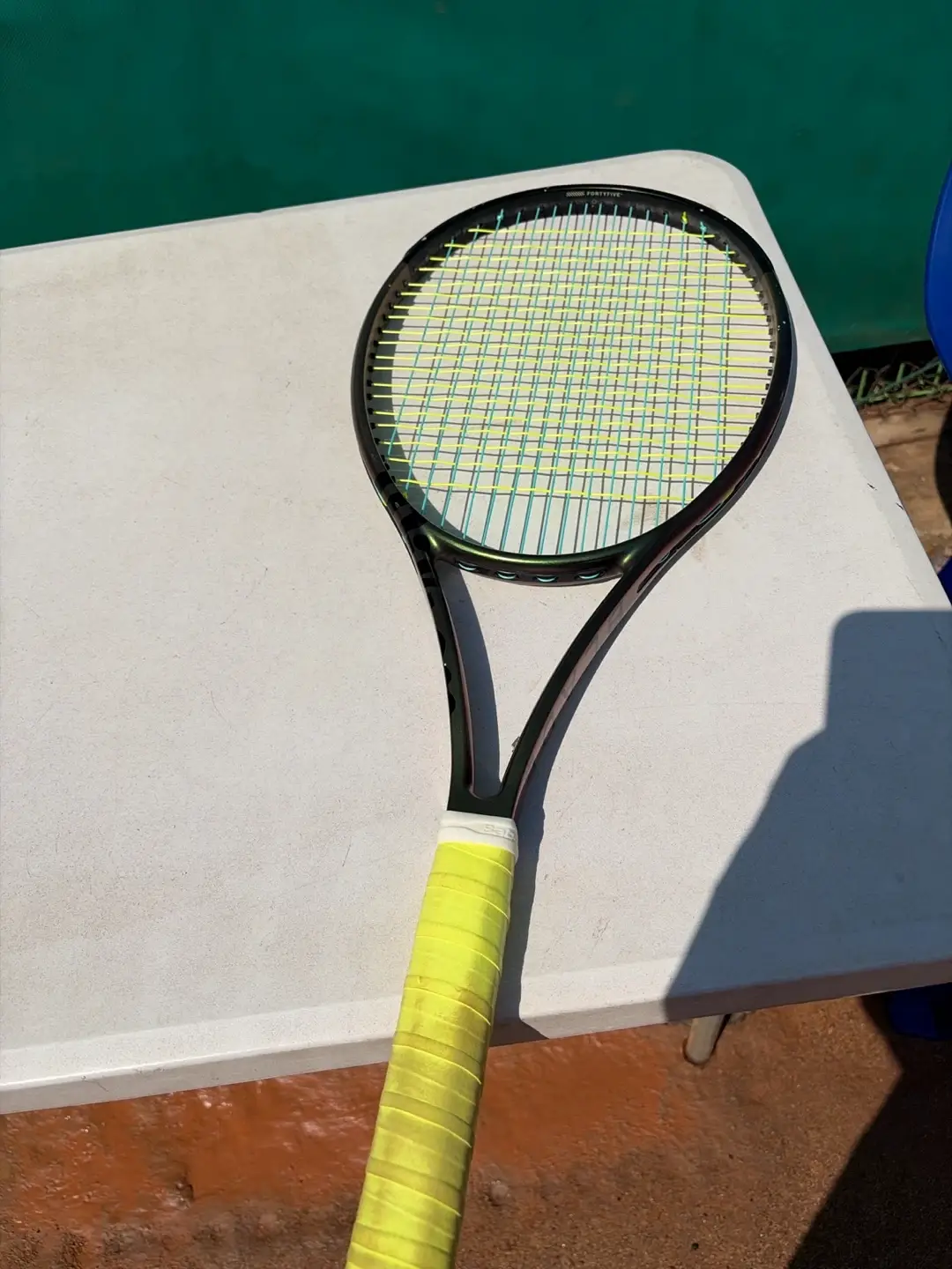 Wilson Blade V8 Open 98 Tennis Racket