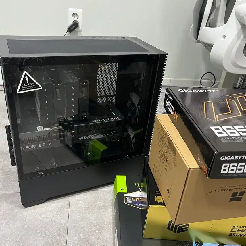4070ti 7800x3d DDR5 16x2 Gaming/Workstation Computer