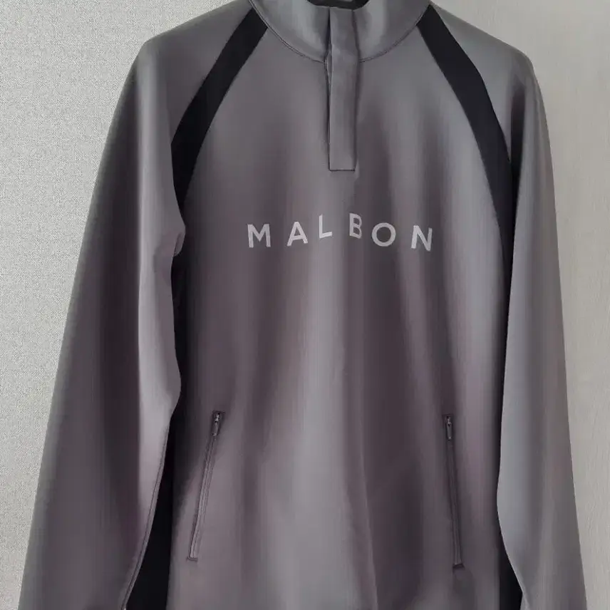 Selling Malbon Hybrid Polar Fleece 2XL