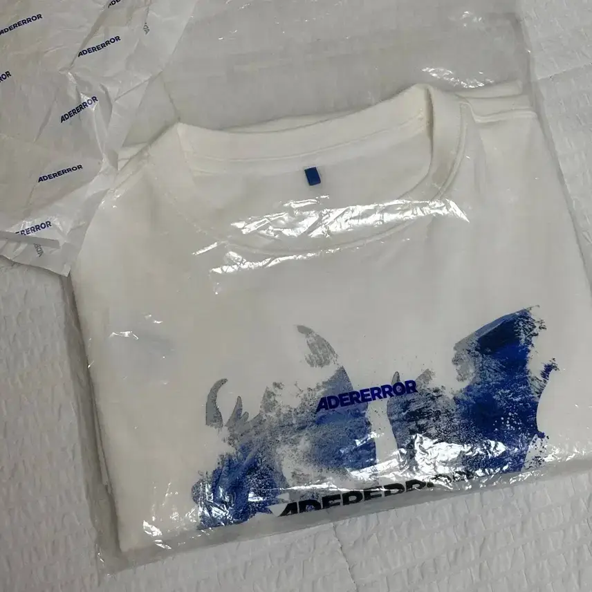Ader Error 24SS Azure Short Sleeve T-shirt (shipping included)