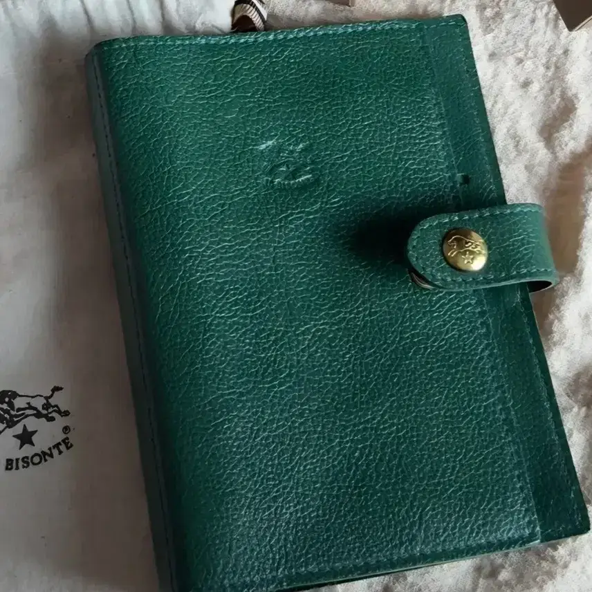 Il Bisonte Green Bible Size Cowhide Diary