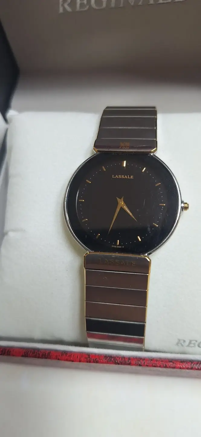 Đồng hồ đeo tay Seiko La Sabelle 2F50 025F chưa qua sử dụng