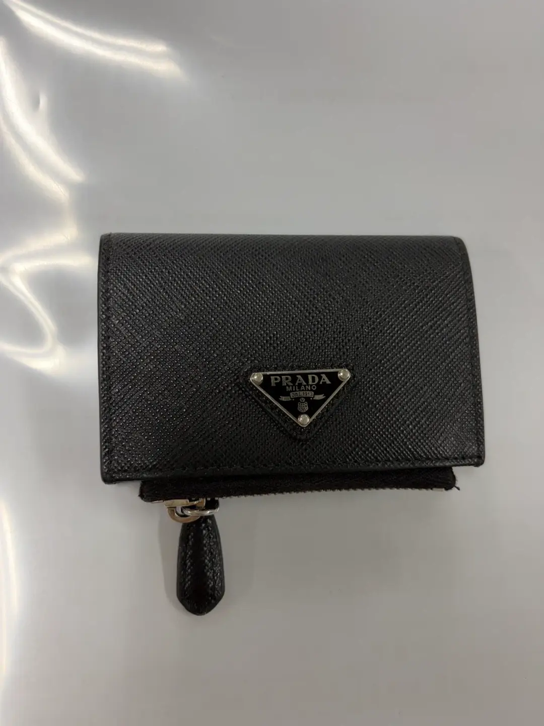 Authentic Prada Saffiano Card Holder Bifold Wallet