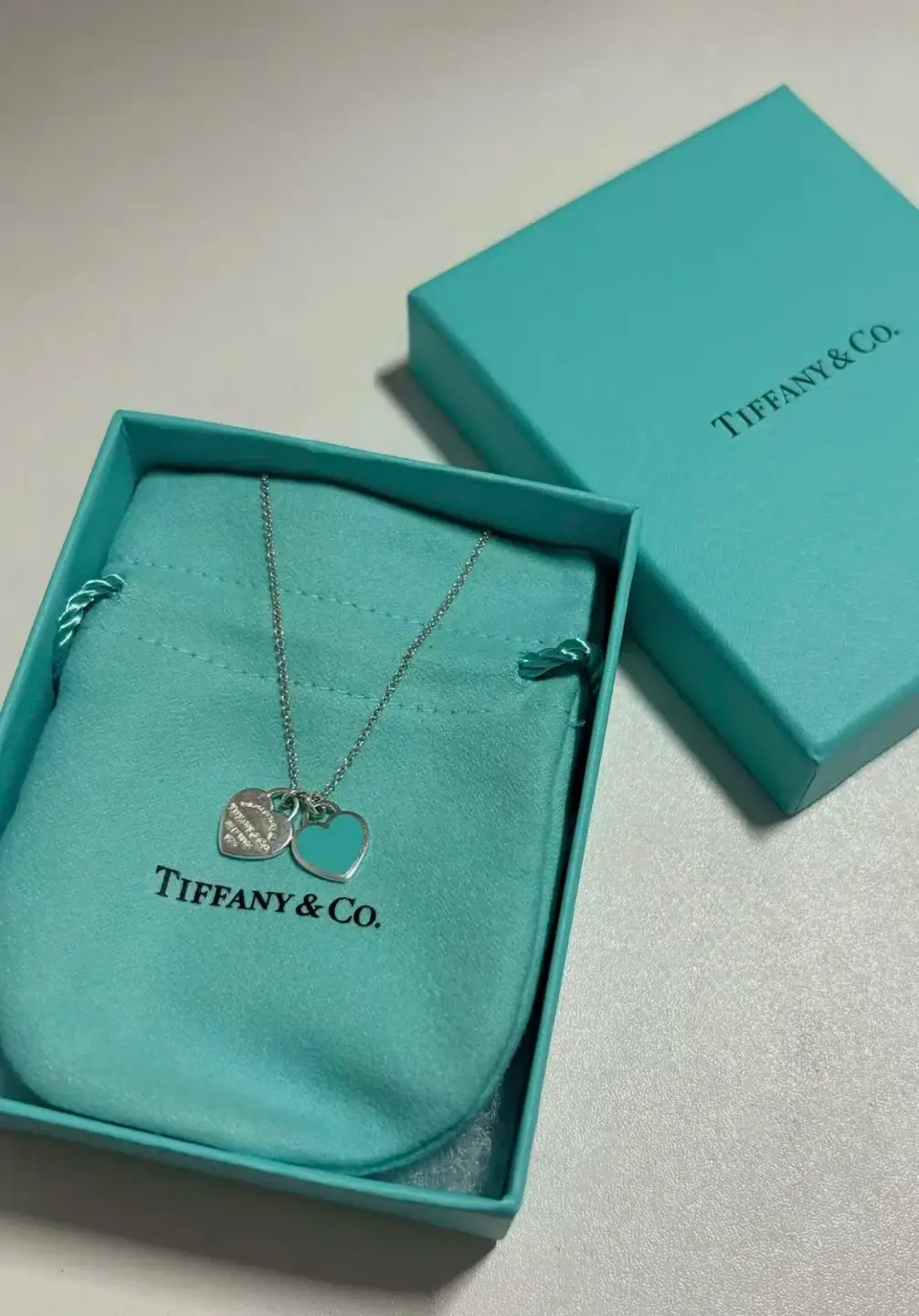 Kalung Perak Hati Ganda Tiffany & Co.