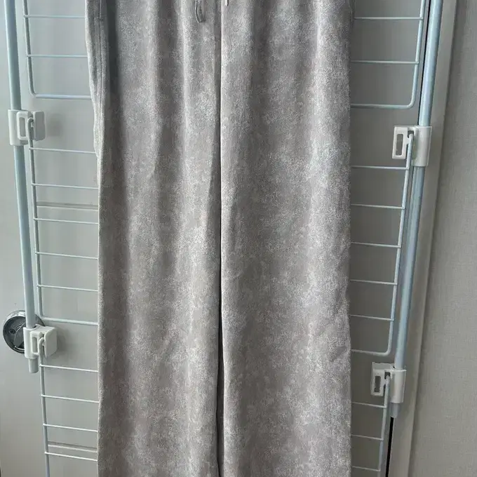 AMOMENTO Elastic Waist Pants Brand New