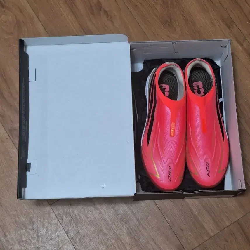 アディダスf50ハイパーファストプロll tf 280