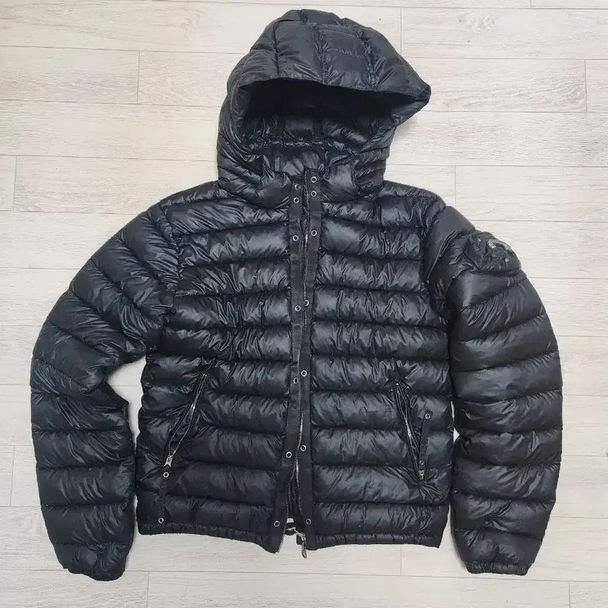 Brand new Bad Blood Viper Lightweight Hooded Puffer Jacket Size M Unisex
