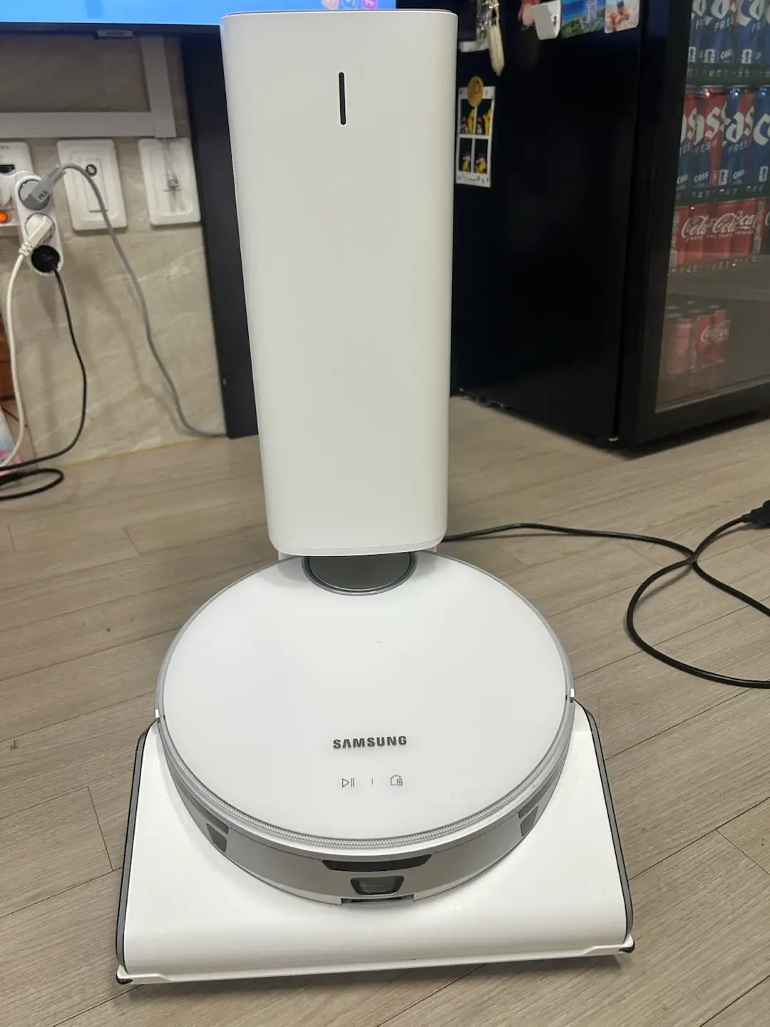 Samsung Bespoke Jetbot AI Robot Vacuum Cleaner