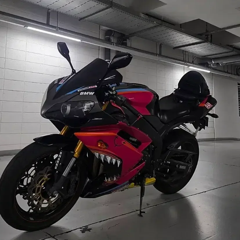 YZF R1 07年式ポップしますカウルすっきりヤマハr1