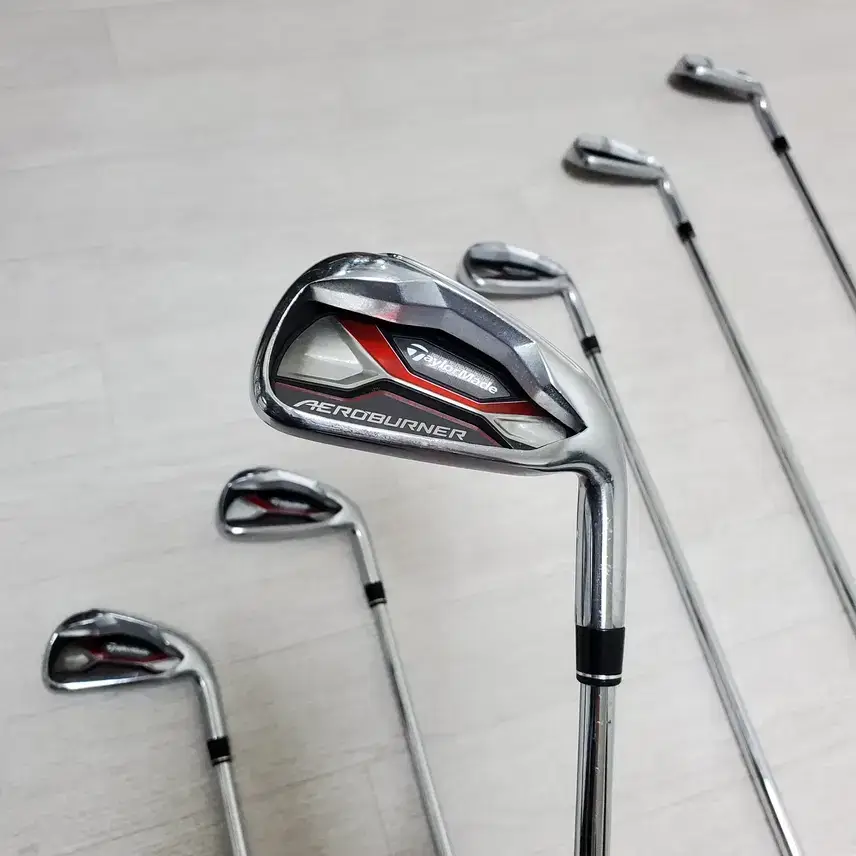 ชุดเหล็ก TaylorMade AeroBurner (ชุด 6 ชิ้น) ไม้กอล์ฟก้านเหล็ก
