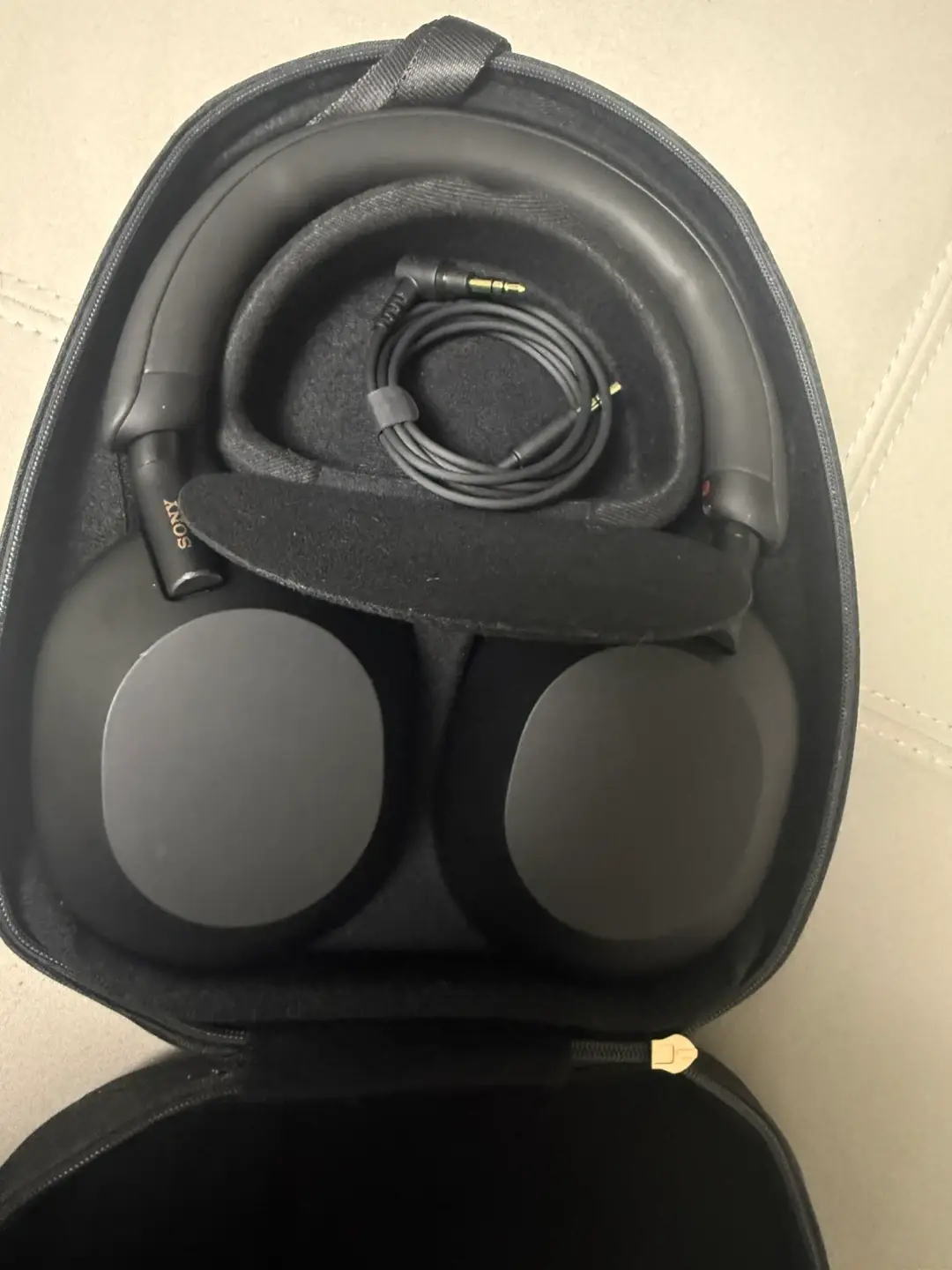 Selling Sony WH 1000XM5 Black Headphones
