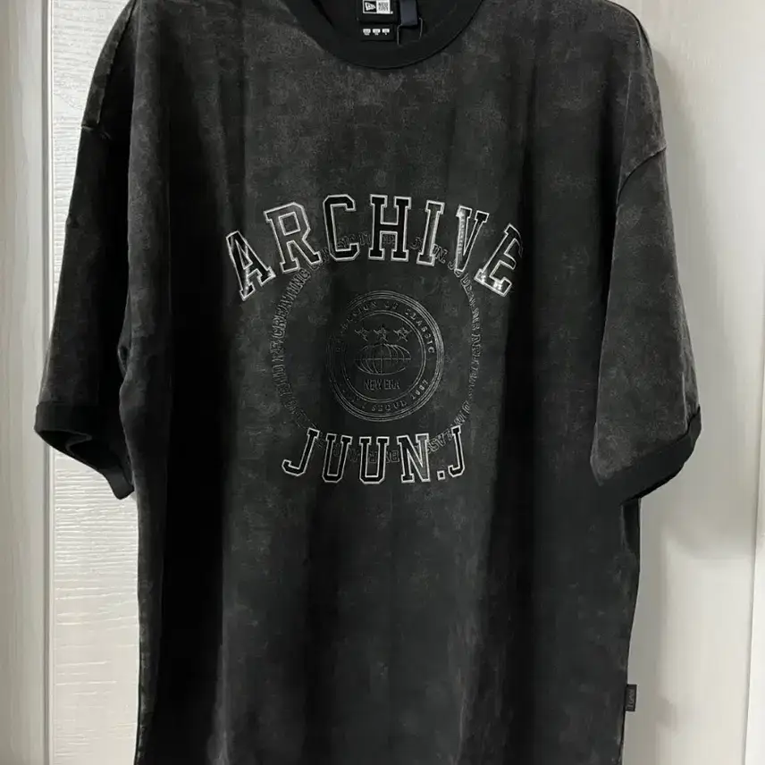 Brand new Juun.J x New Era collaboration XL size