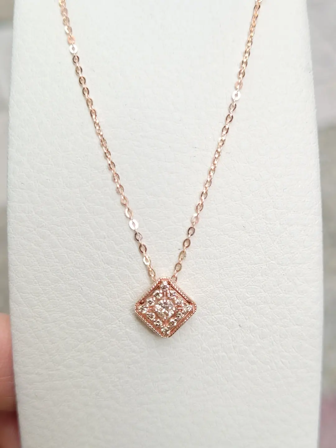 Brand new 14k natural diamond necklace