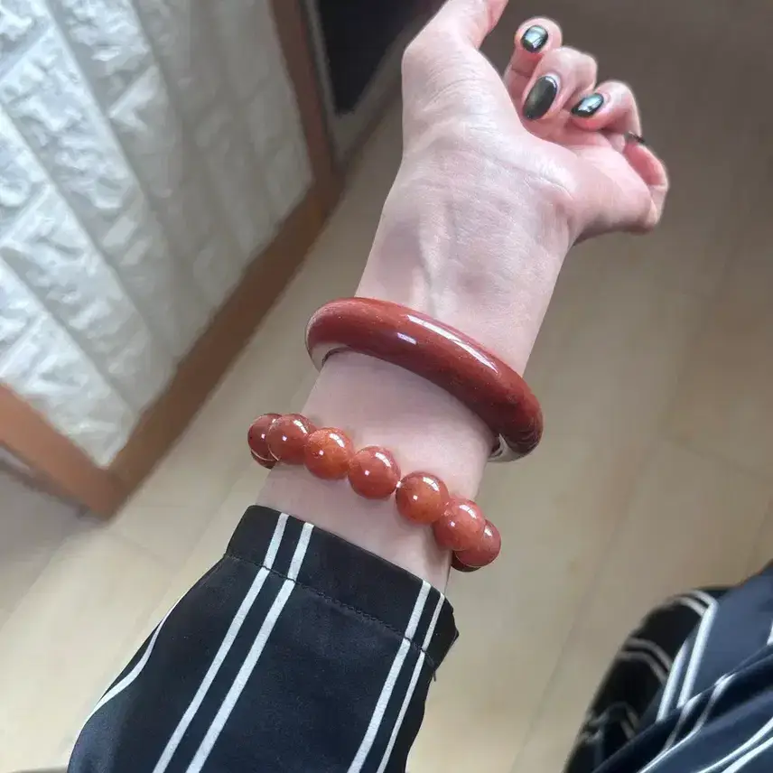 Selling personal natural jade bracelet accessories
