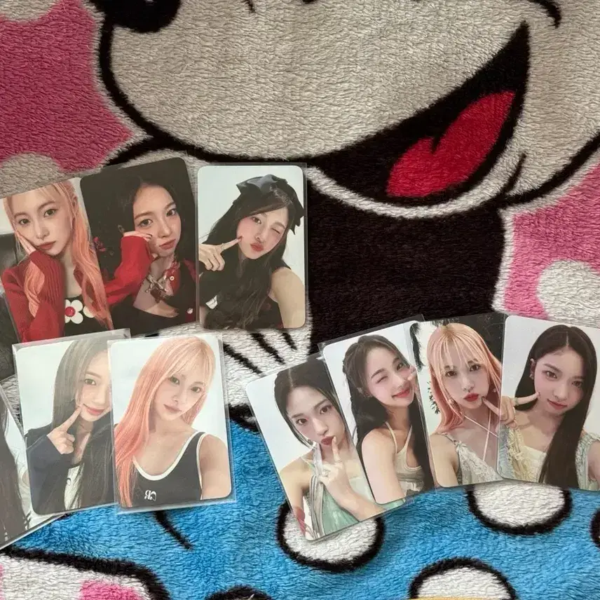 Lisenne The Hyundai Pop-up Photo Card Set