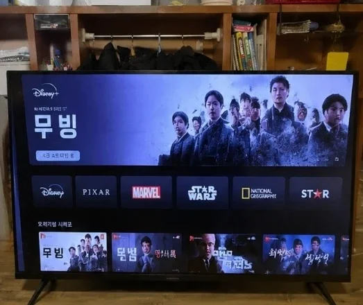 スマート65インチUHD TV配信o