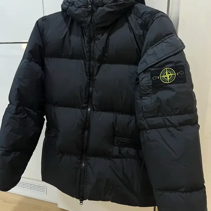 23fw 스톤아일랜드 크링클랩스패딩 100 새상품급