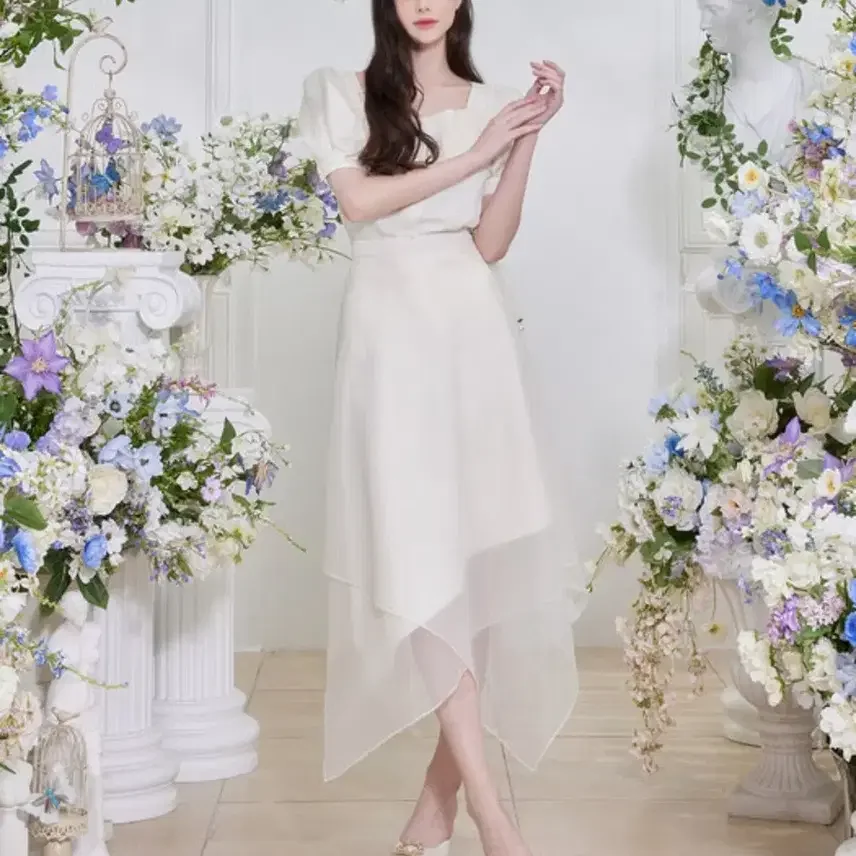 S 그레이스유 콜린 언발란스 스커트