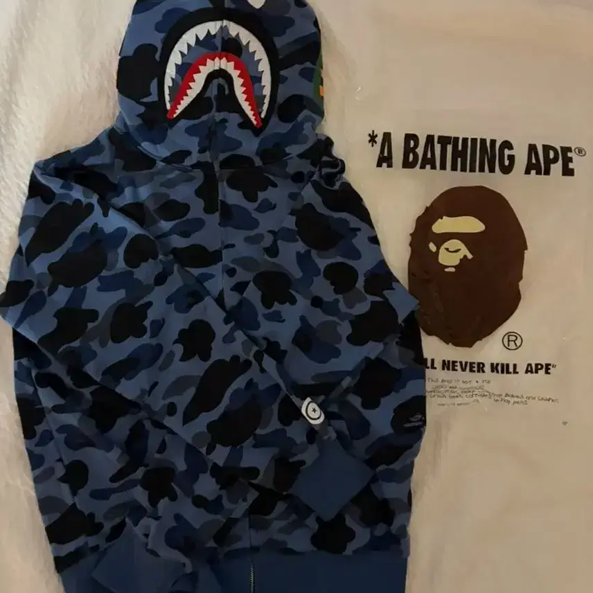 Hoodie kamuflase BAPE